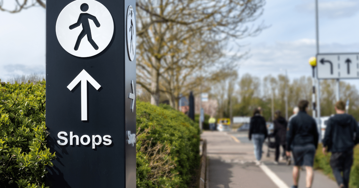 How Can Wayfinding Signage Improve Visitor Experience?